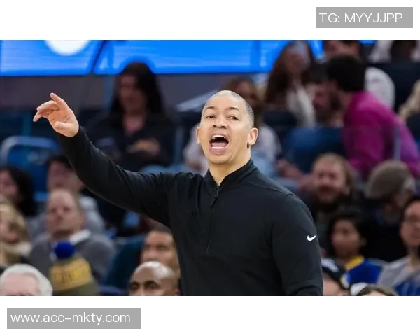 卢指导谈球队现状最佳球员缺阵影响其他球员负担加重难以稳定表现