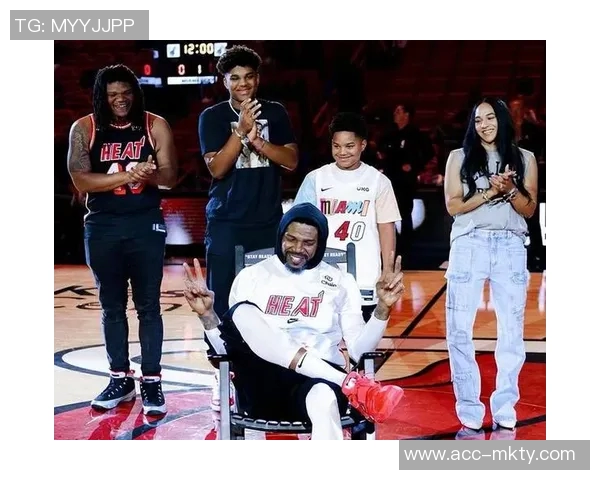 哈队与司机的幽默对话揭示了冠军背后的故事与梦想